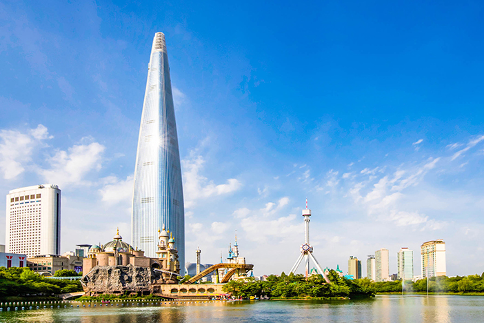 Places to Visit in Seoul Lotte World Tower
