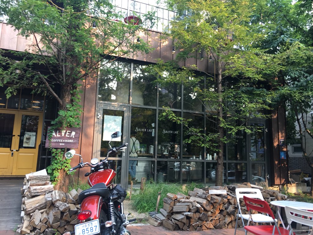 Alver Coffee shop in Seoul